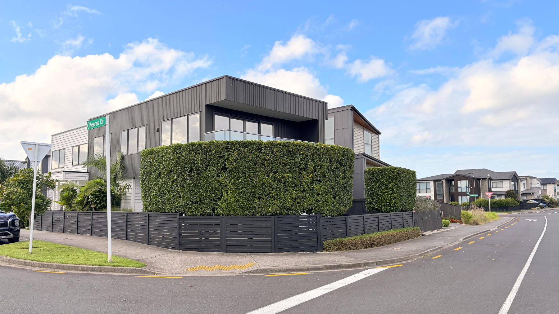 Scott Point Overgrown Hedge Reset — Hedge trimming in Scott Point, Auckland